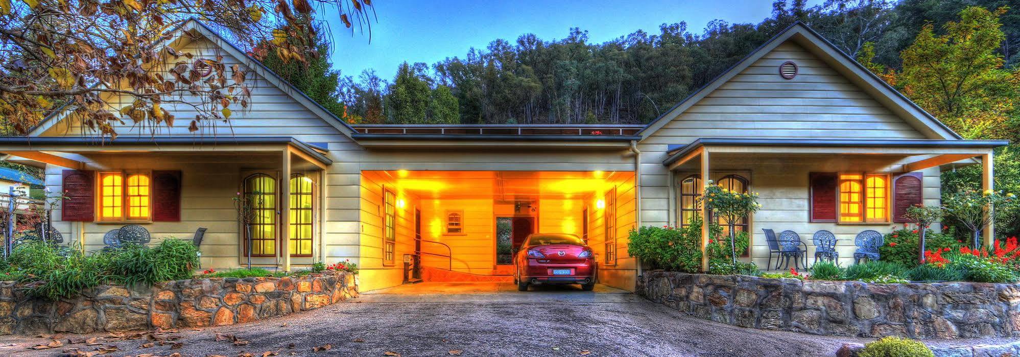 Chestnut Tree Holiday Units Bright Luaran gambar